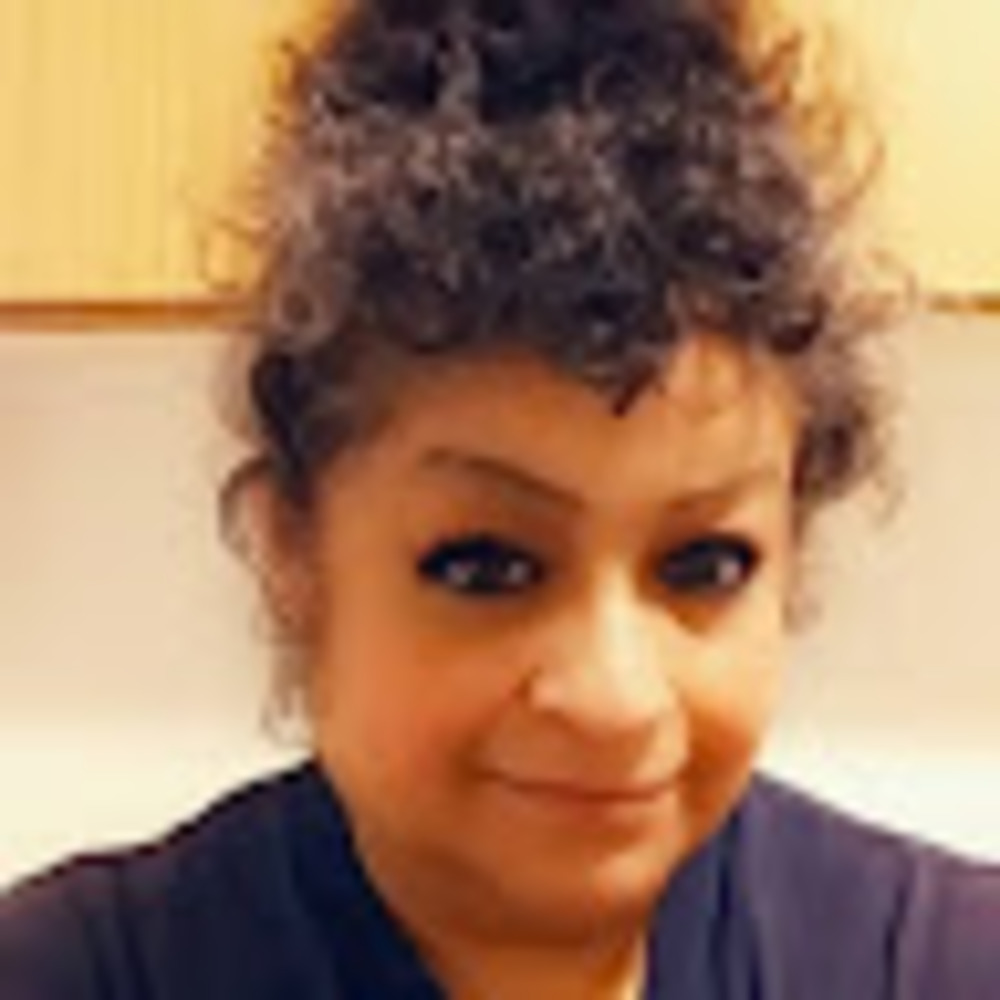 Meet your Posher, Alicia